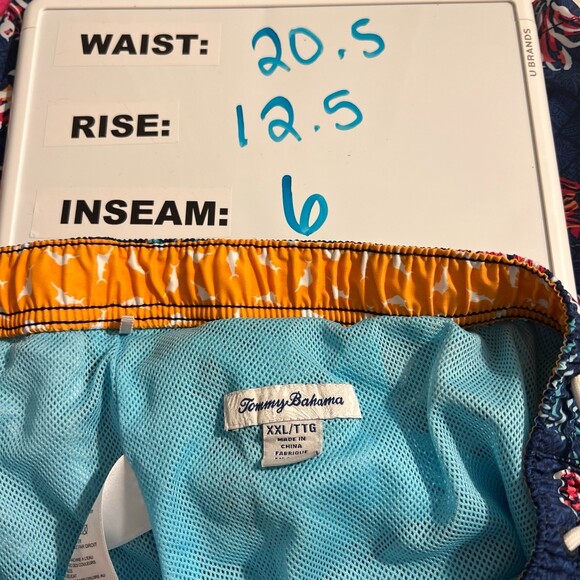 Tommy Bahama Blue Hawaiian Tropical Board Shorts Swim Suit Size XXL - Picture 2 of 6